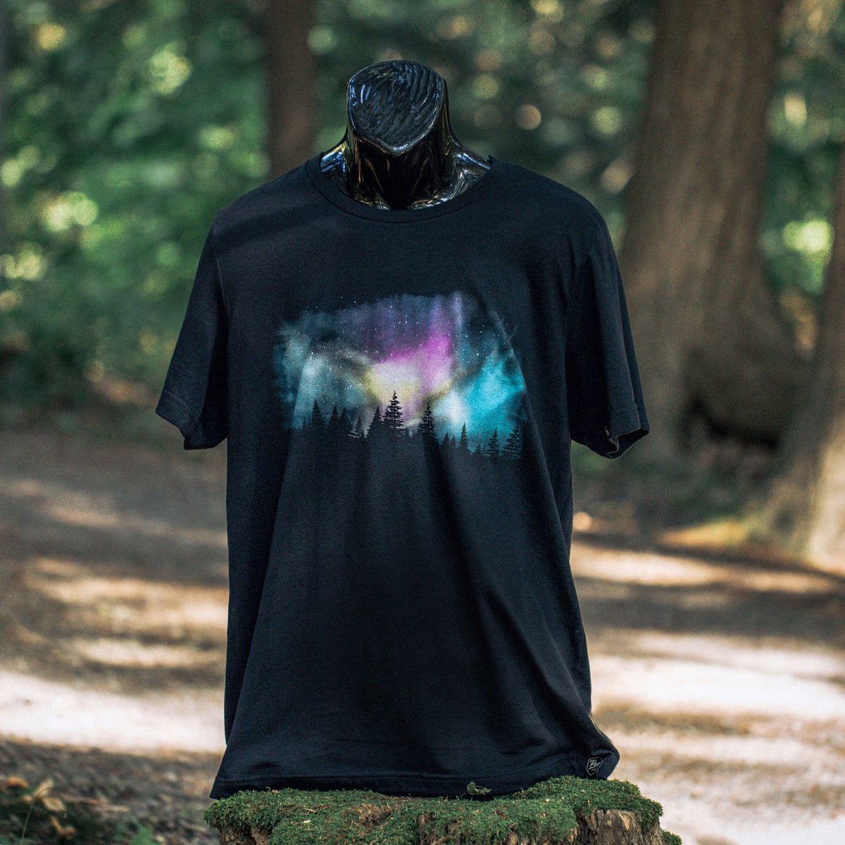 Northern Lights T-Shirt - Bust Photo - Pure Muskoka