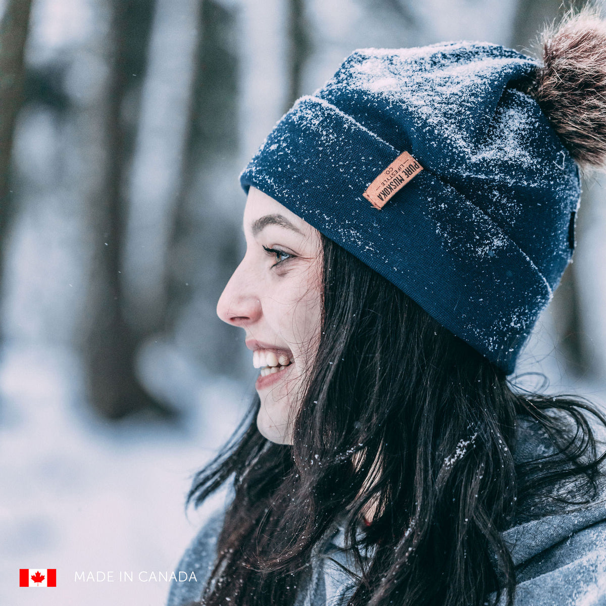 Pure Muskoka Lifestyle Toque With Pom (Navy)